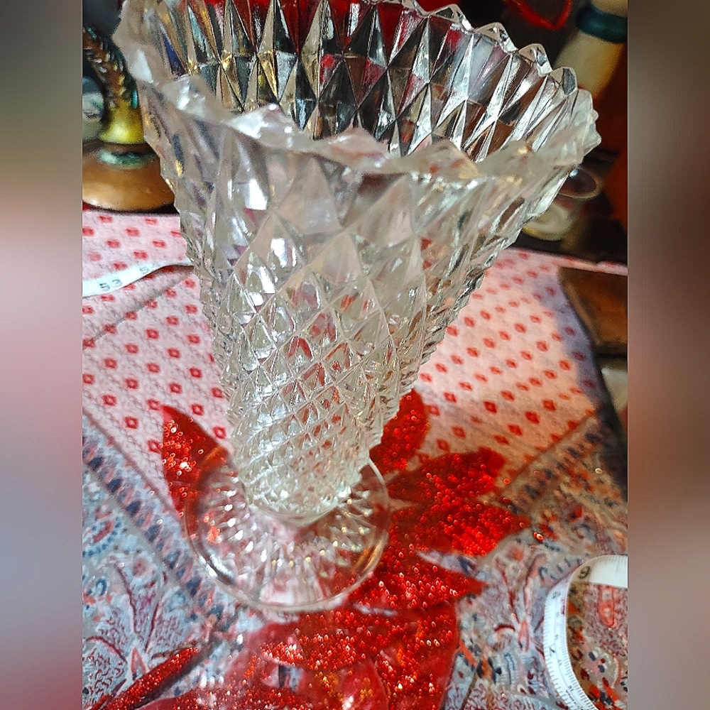 Elegant Crystal Vase